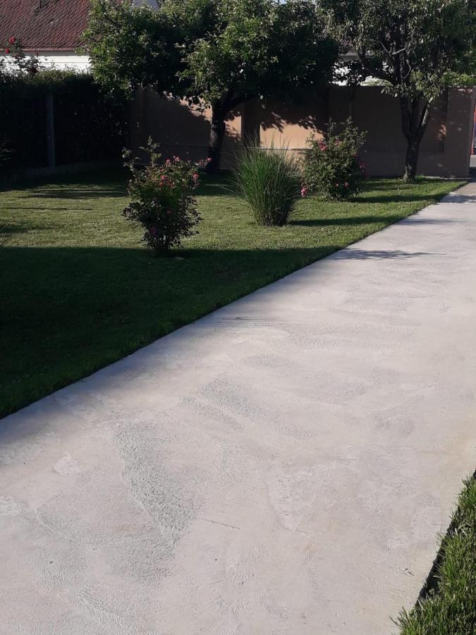 Apartman Hd Ðakovo Dış mekan fotoğraf